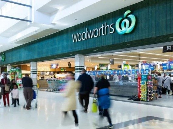 Shopping centre investment property